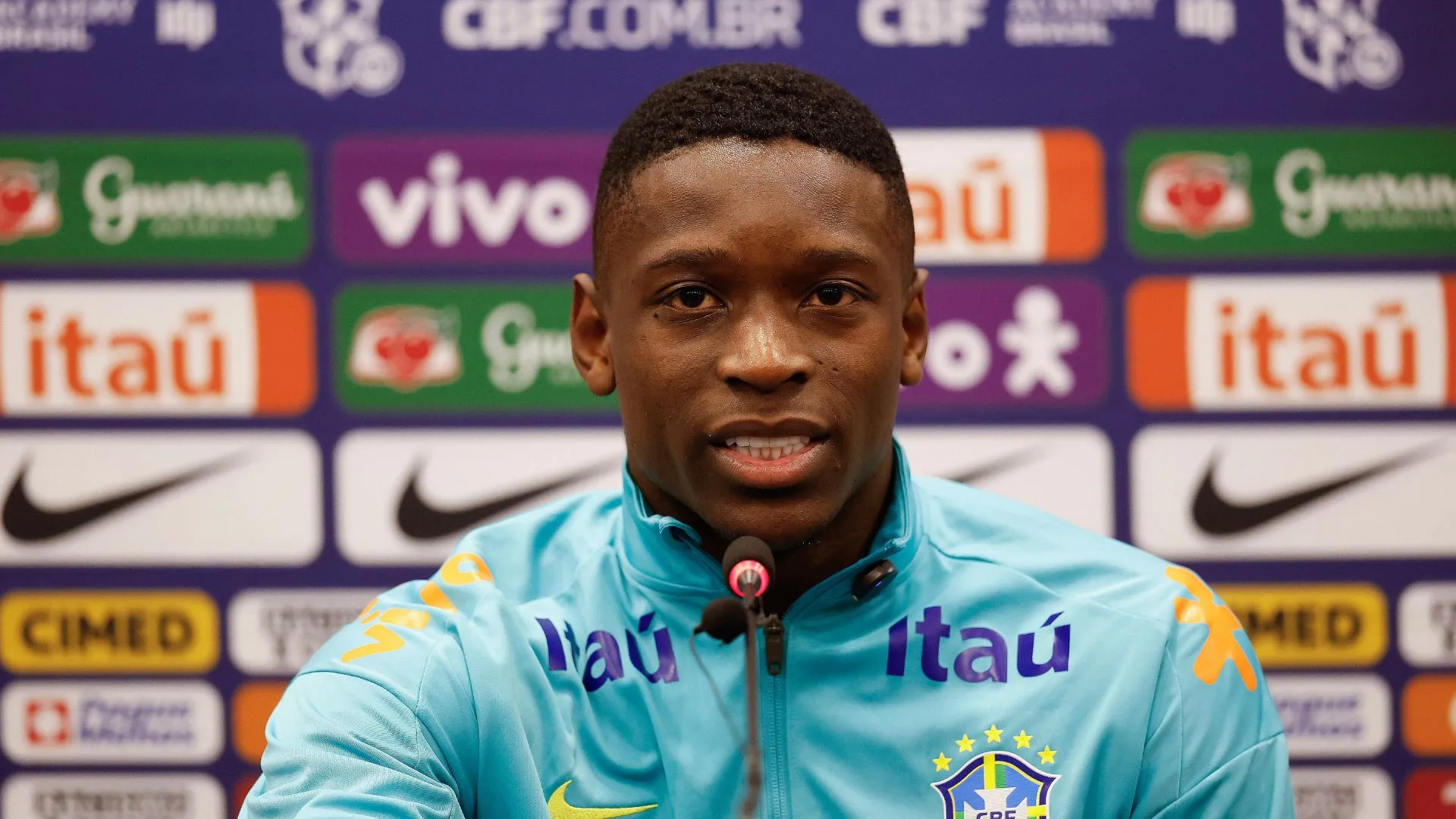 Luiz Henrique, do Botafogo, abre o jogo sobre futuro no Brasil