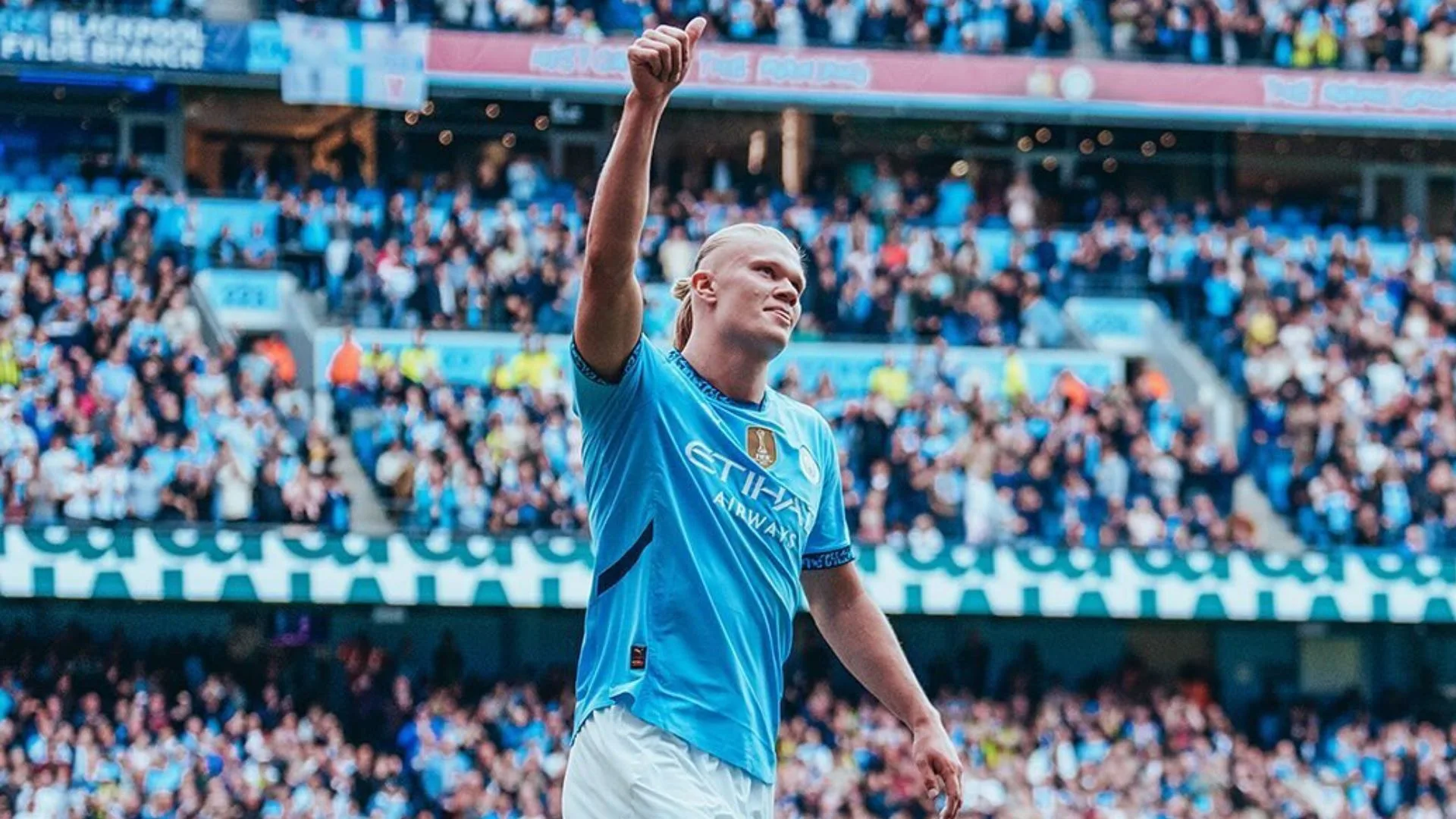 Haaland, do Manchester City, se iguala a Cristiano Ronaldo ao marcar gol histórico