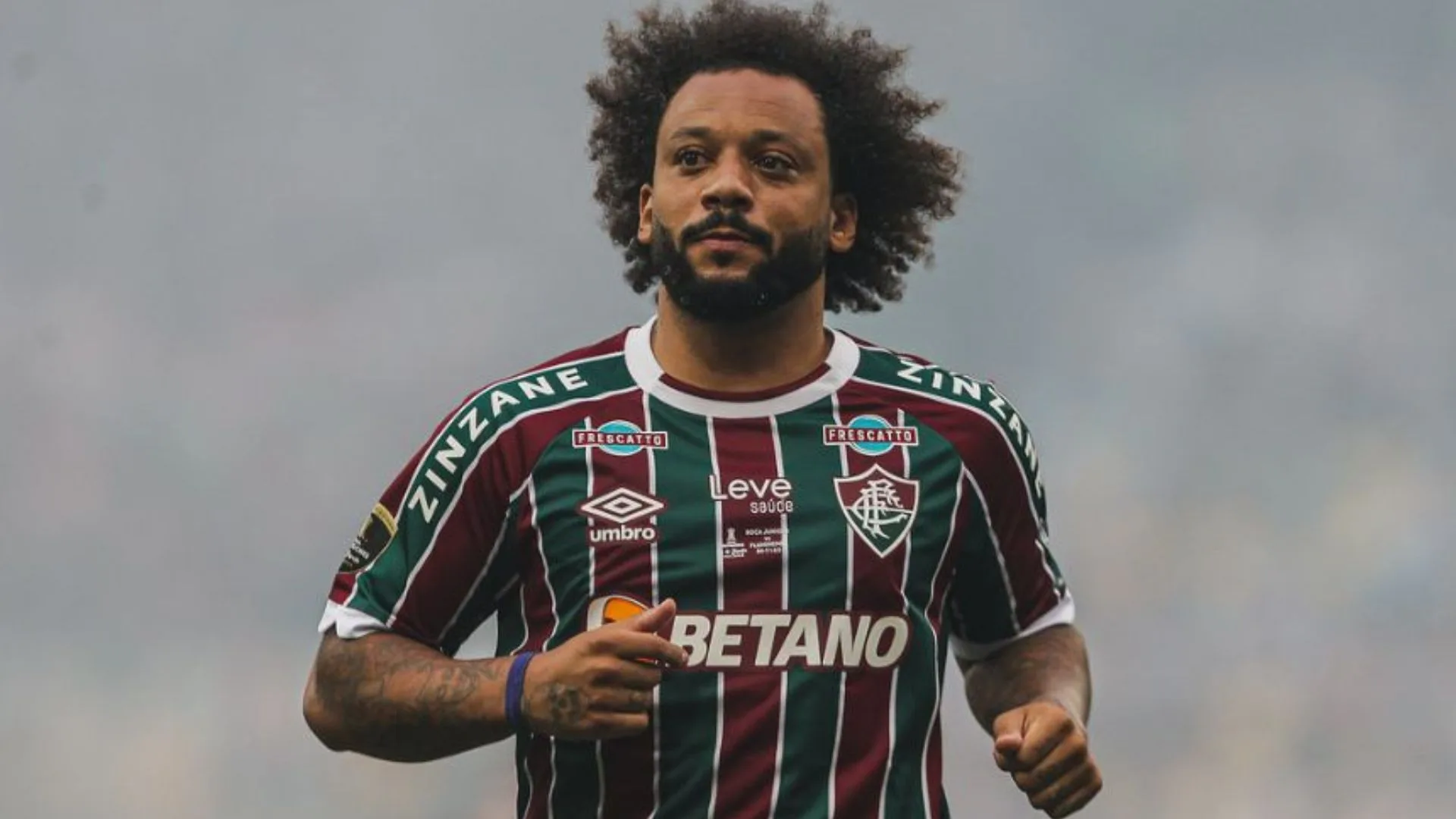 Marcelo exalta “vencedor” no futebol brasileiro após deixar o Fluminense