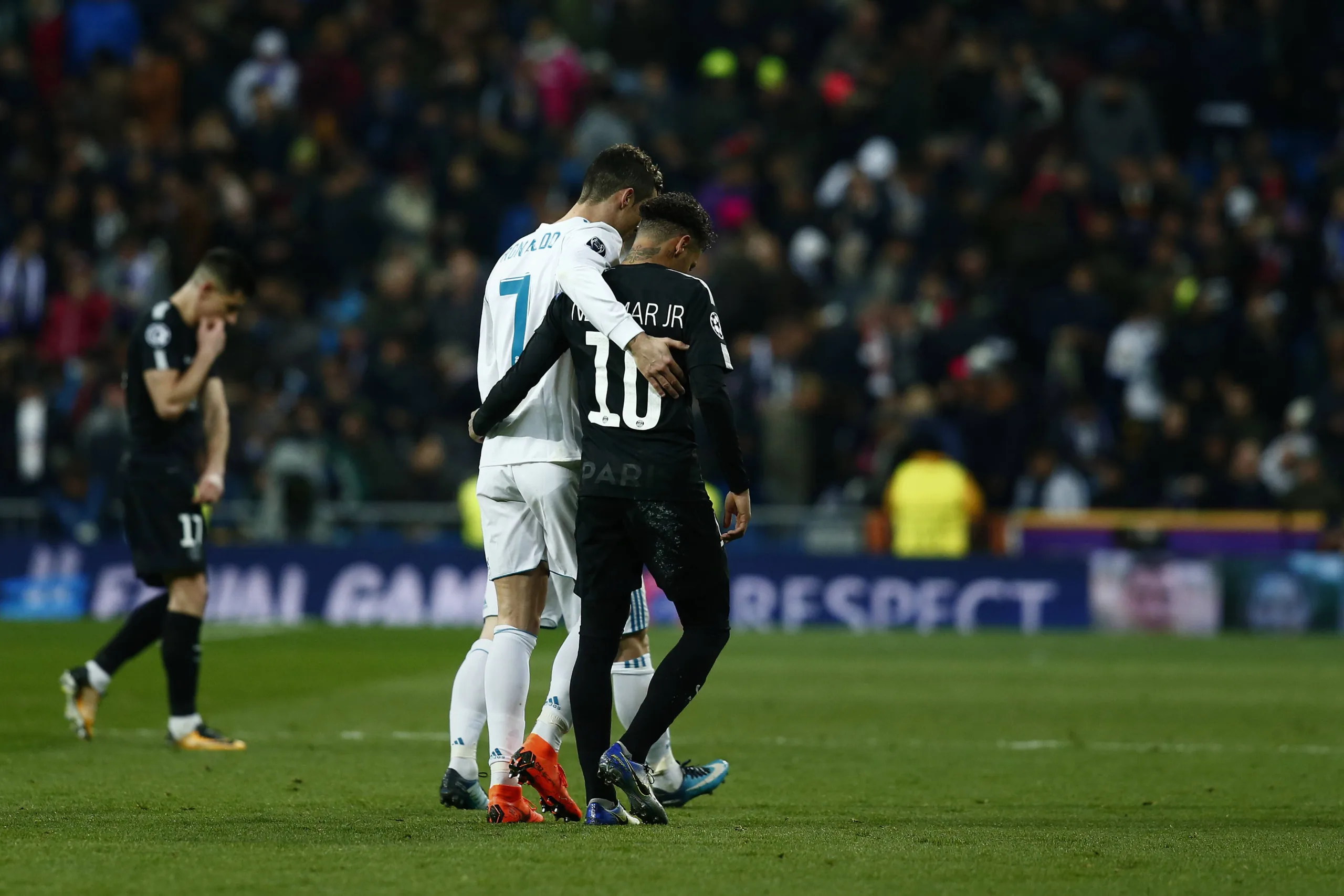 Neymar e Cristiano Ronaldo definem os próximos favoritos ao Bola de Ouro