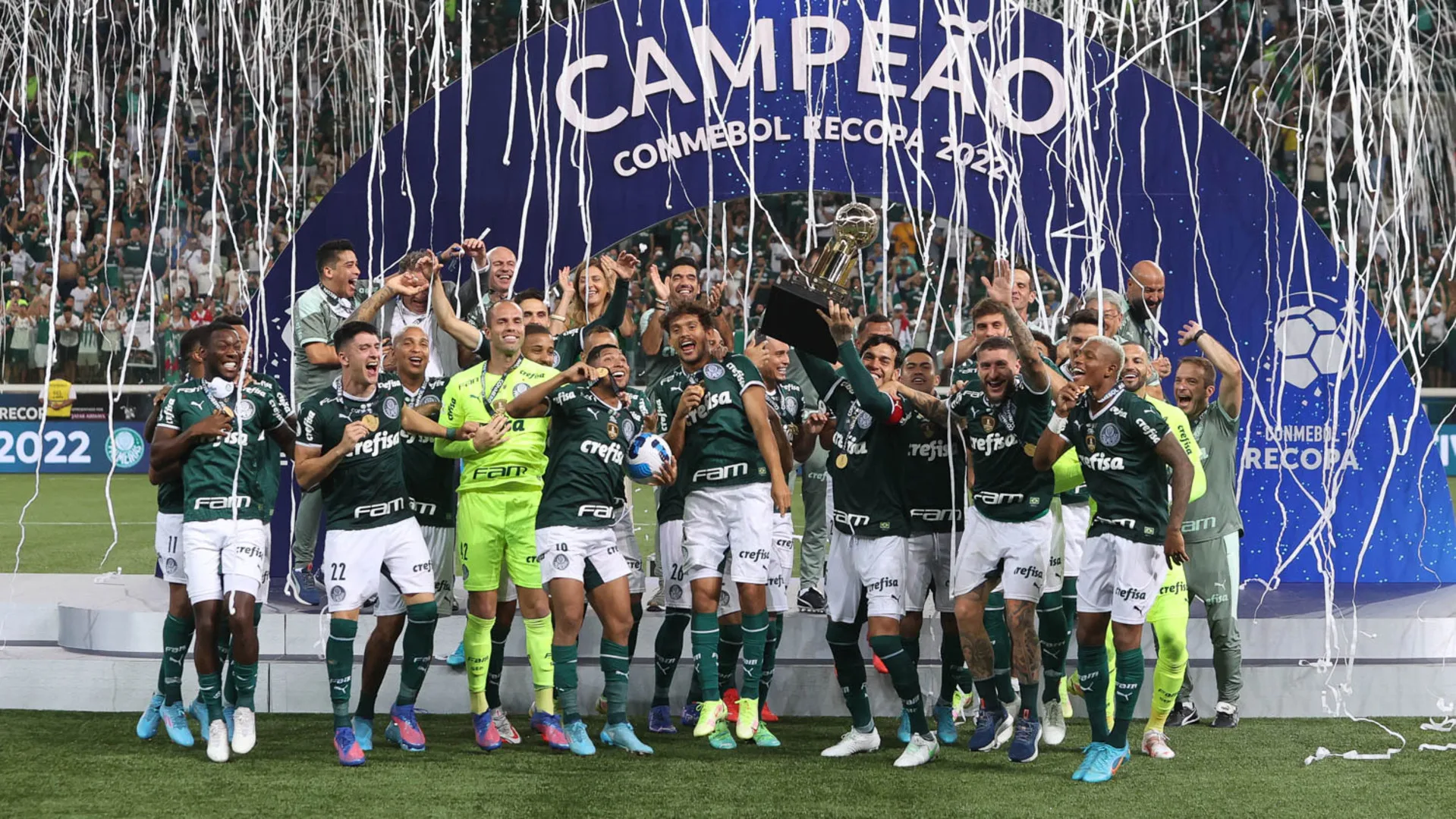 Palmeiras levou a melhor sobre o Athletico-PR na única decisão entre os clubes; relembre