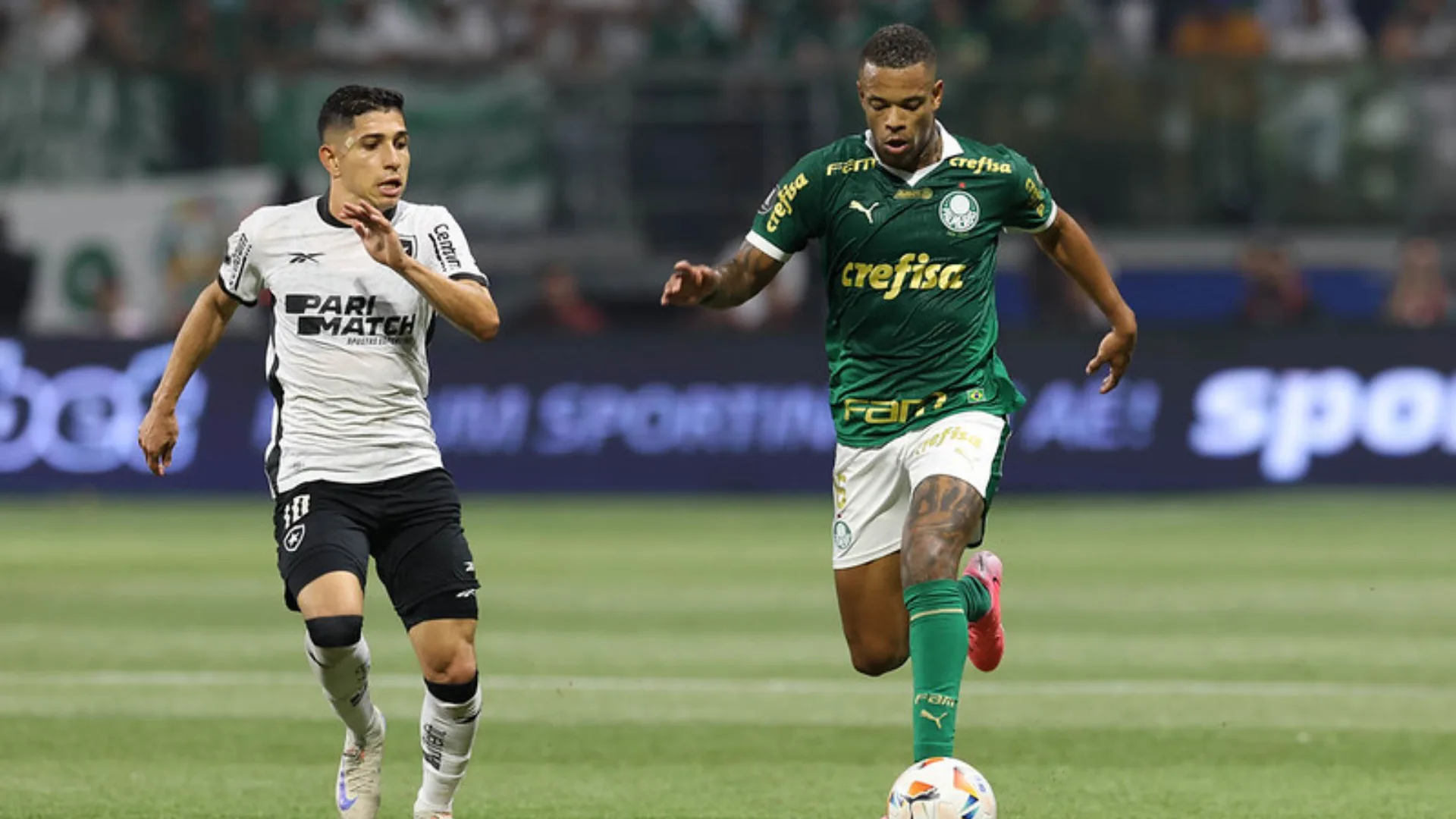 Vitor Guedes crava favorito para o Brasileirão entre Palmeiras e Botafogo