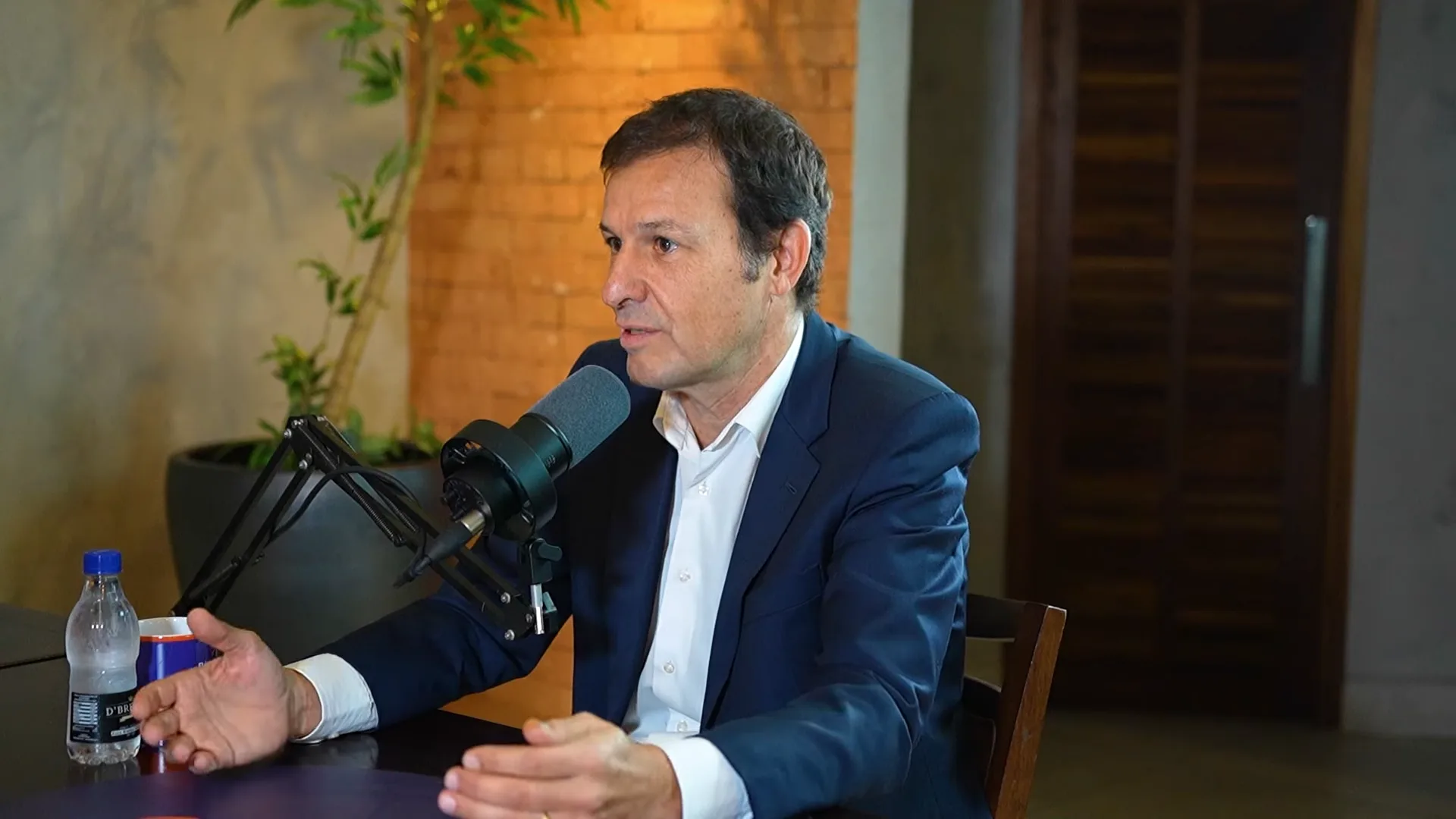 Candidato a presidência do Palmeiras surpreende ao eleger maior ídolo do clube