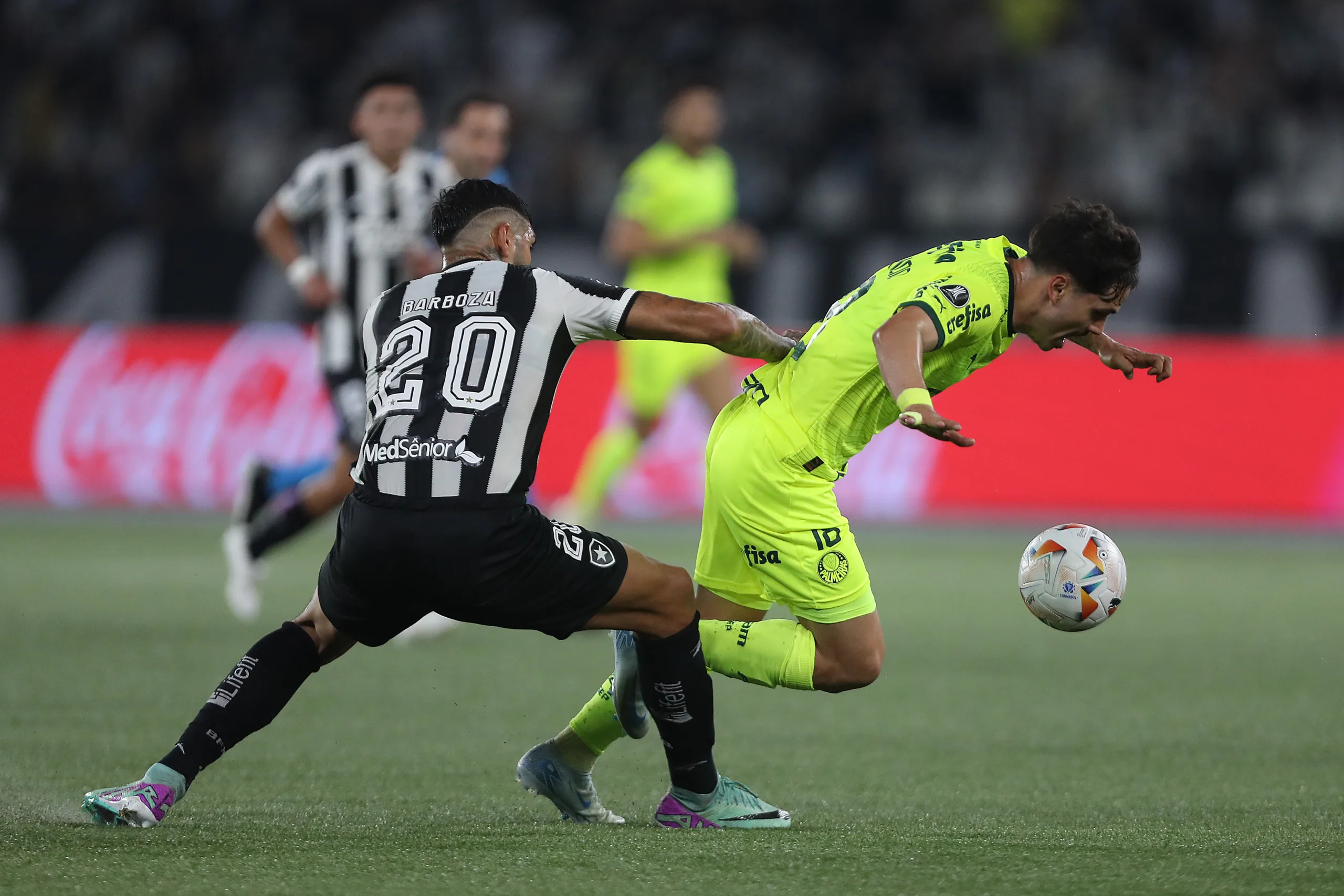 Palmeiras ultrapassa Botafogo e tem 44% de chances de título do Brasileirão Série A