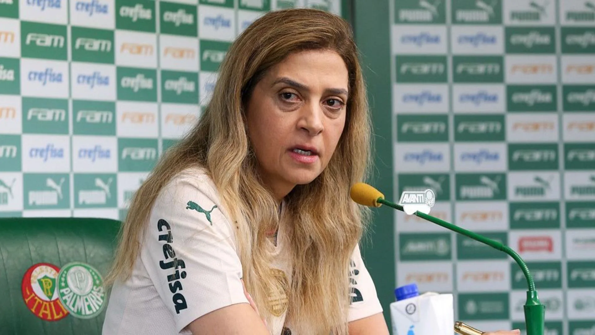 Leila Pereira, do Palmeiras, manda recado sobre briga com torcida organizada