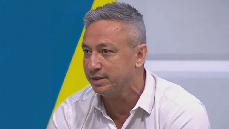 Paulo Nunes inclui atacante “coringa” em top-5 do futebol brasileiro: “Impressionante”