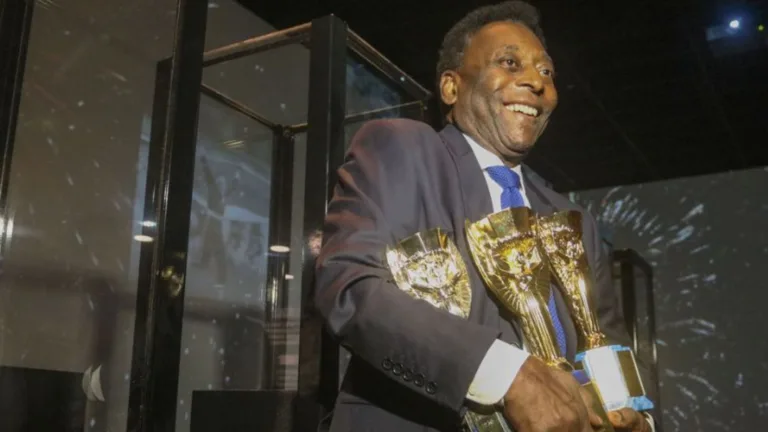 Craque Neto descarta Maradona e elege único status inferior de Pelé