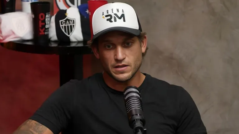 Rafael Moura exalta time do futebol brasileiro: “Desconhecia a grandeza”