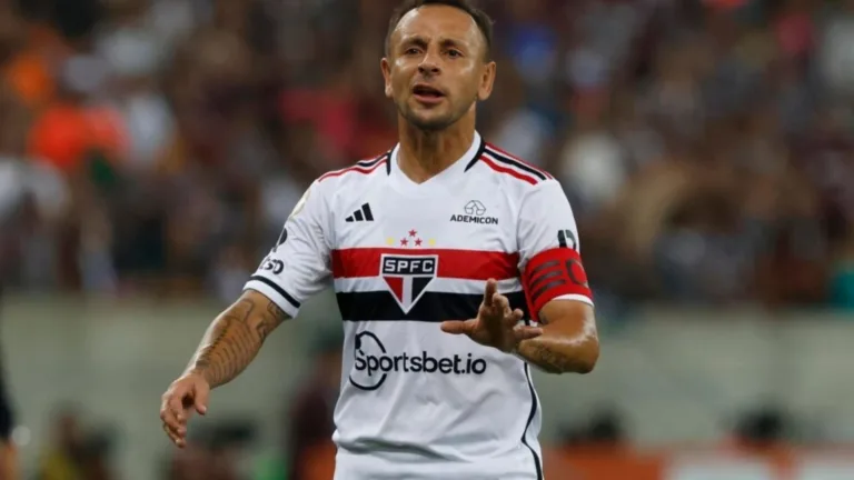 Rafinha, do SPFC, sinaliza time difícil de bater no Brasil hoje