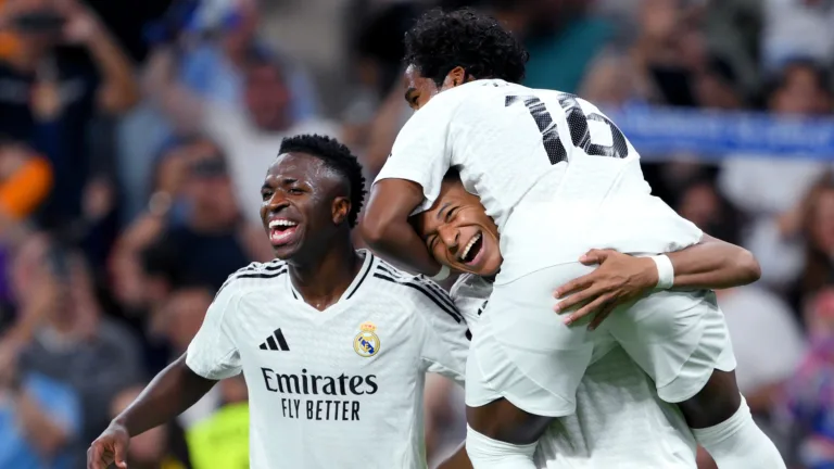 Real Madrid goleia o Espanyol de virada na LaLiga com gols de Rodrygo e Vinícius Júnior