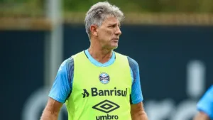 Renato Gaúcho, do Grêmio, inicia conversas com clube do Brasileirão