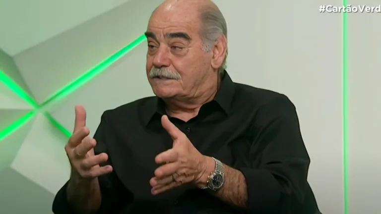 Rivellino aponta titular imprescindível no Flamengo: “Me agrada muito”