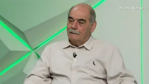 Rivellino surpreende e aponta favorito ao título da Libertadores