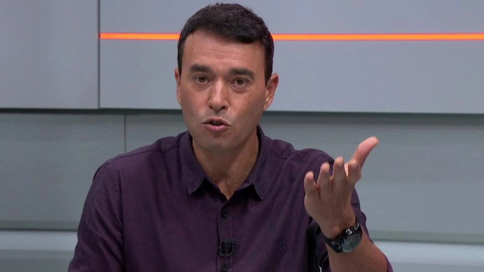 Rizek exalta temporada de jogador do Flamengo: “Impressionante”