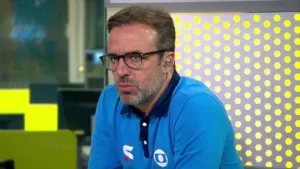 Roger Flores indica rival difícil para Flamengo e Palmeiras no Brasil: “Dá jogo”