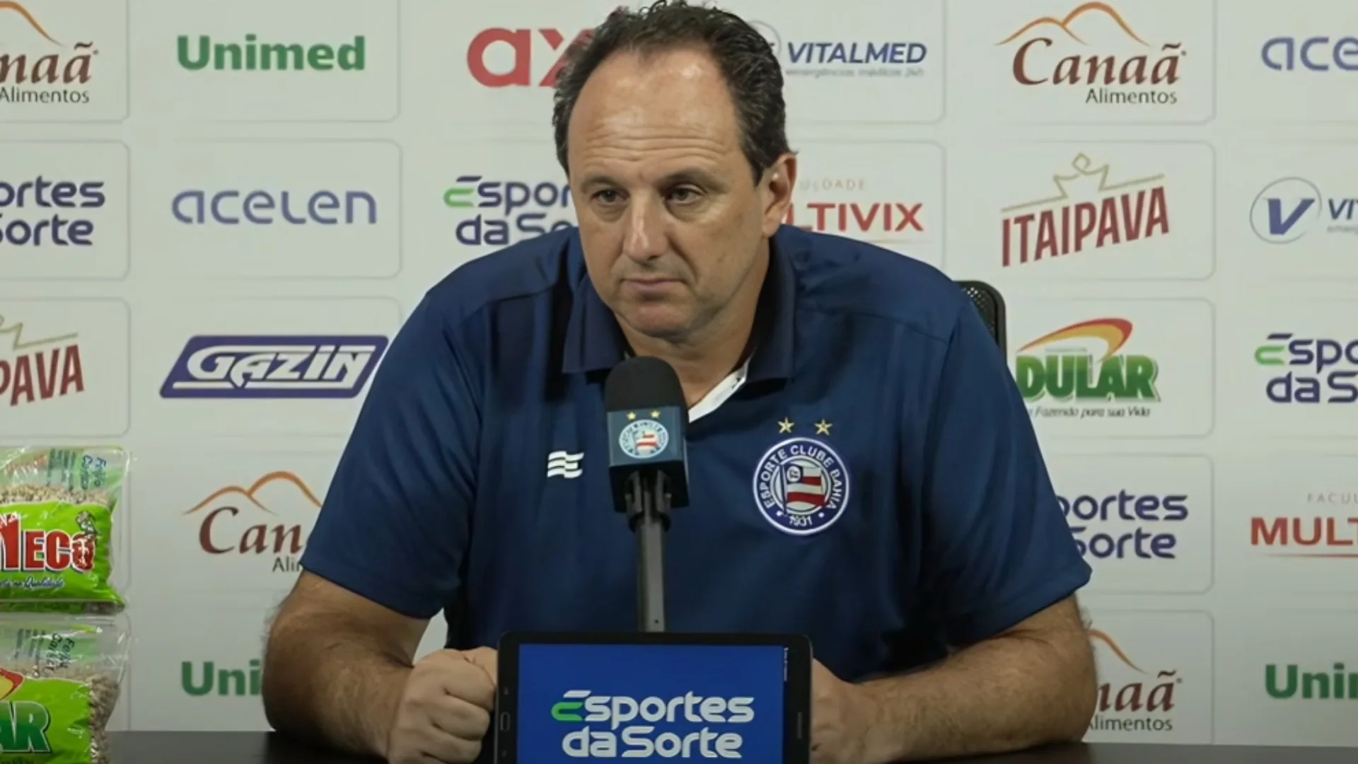 Ceni menciona o Flamengo após Bahia x Atlético-MG no Brasileirão Série A