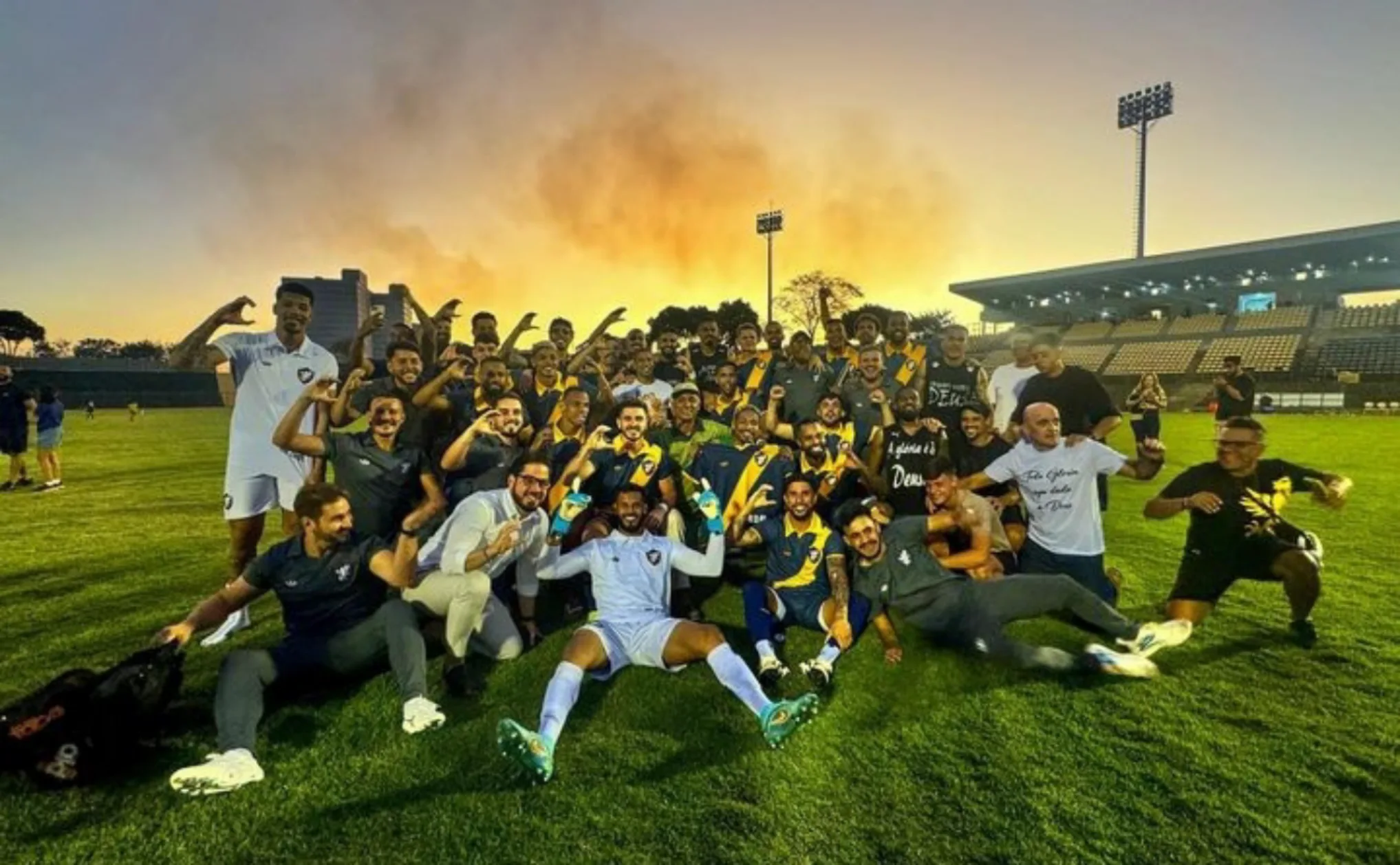 Retrô supera obstáculos para conquistar acesso inédito ao Brasileirão Série C