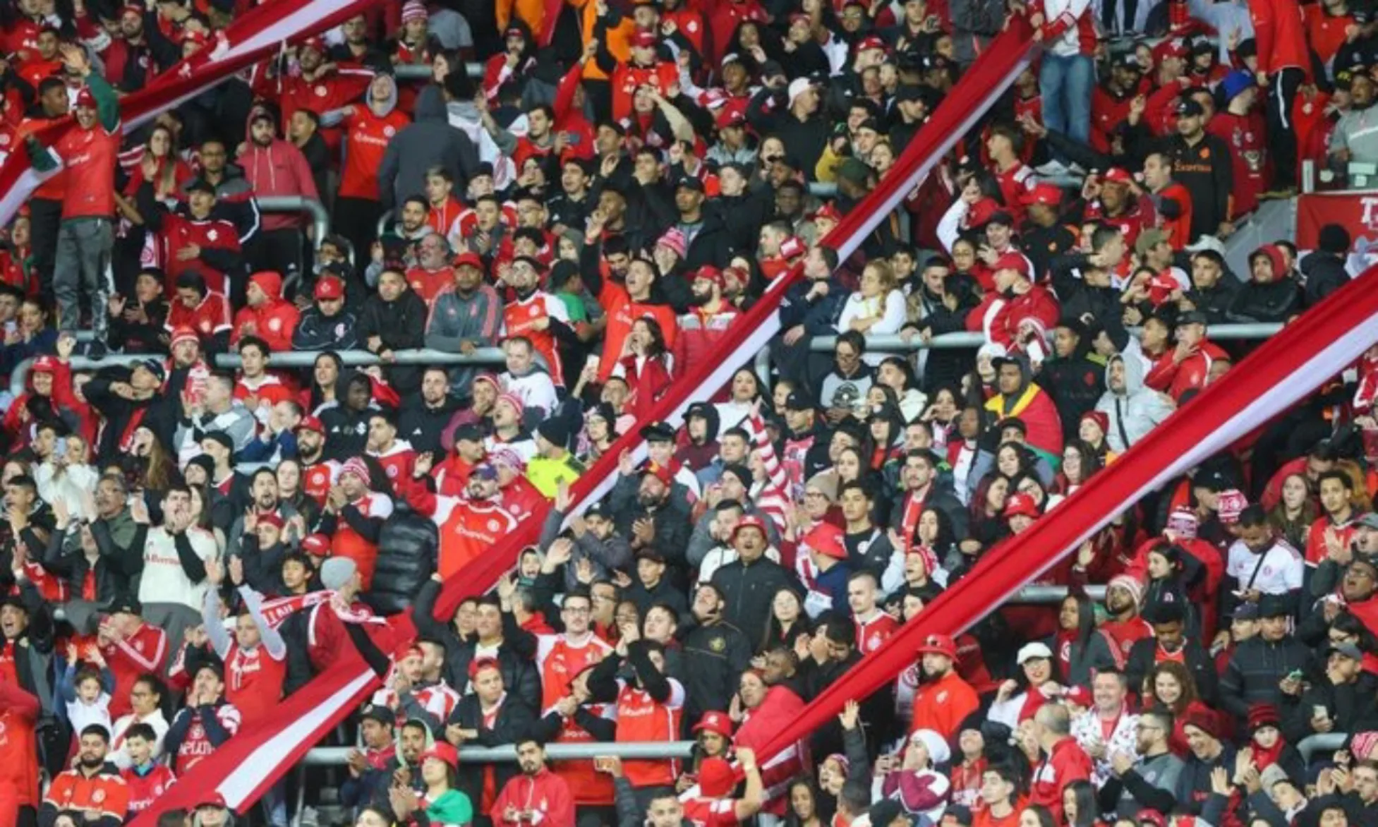 Internacional x Fortaleza: onde assistir ao jogo pelo Brasileirão