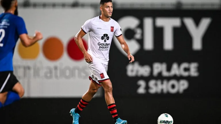 Ex-Botafogo brilha em classificação do Molenbeek na Copa da Bélgica 