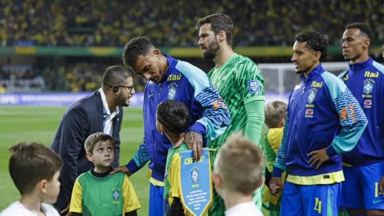 Tiago Leifert critica quatro nomes convocados para a seleção: “Não tem motivo”