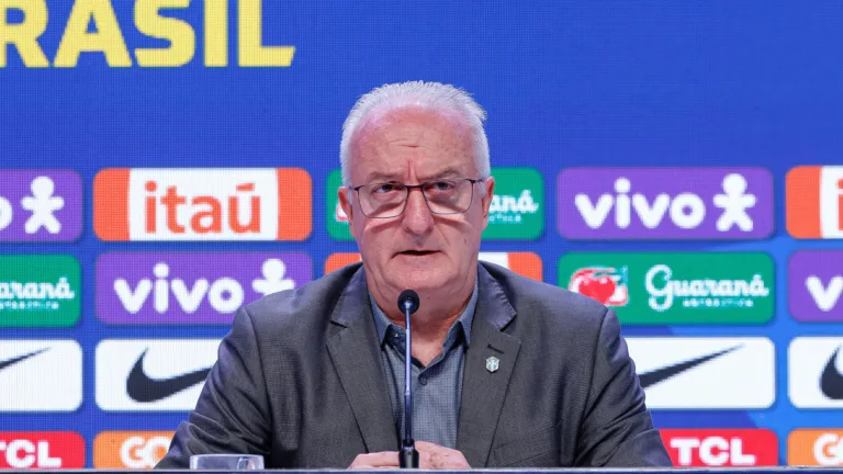 Torcedores do Palmeiras criticam ausência de jogador na seleção: “Como não é chamado?”