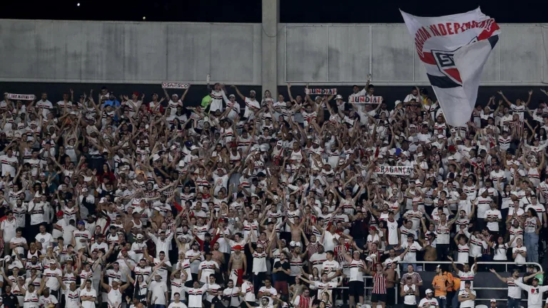 Torcedores do SPFC elegem maior rival fora de São Paulo