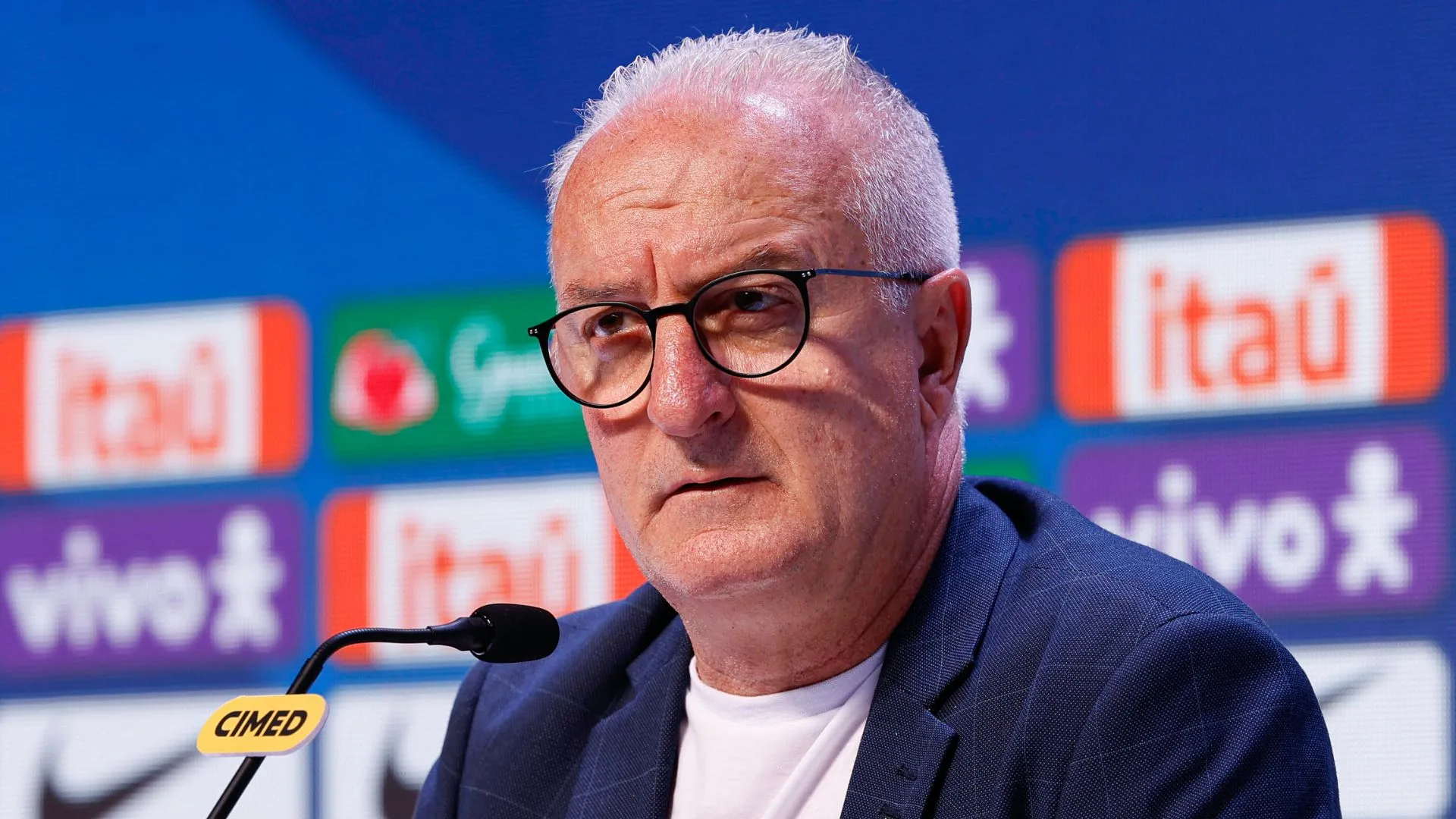 Torcedores voltam a sugerir técnico para seleção brasileira: “Seria ideal”