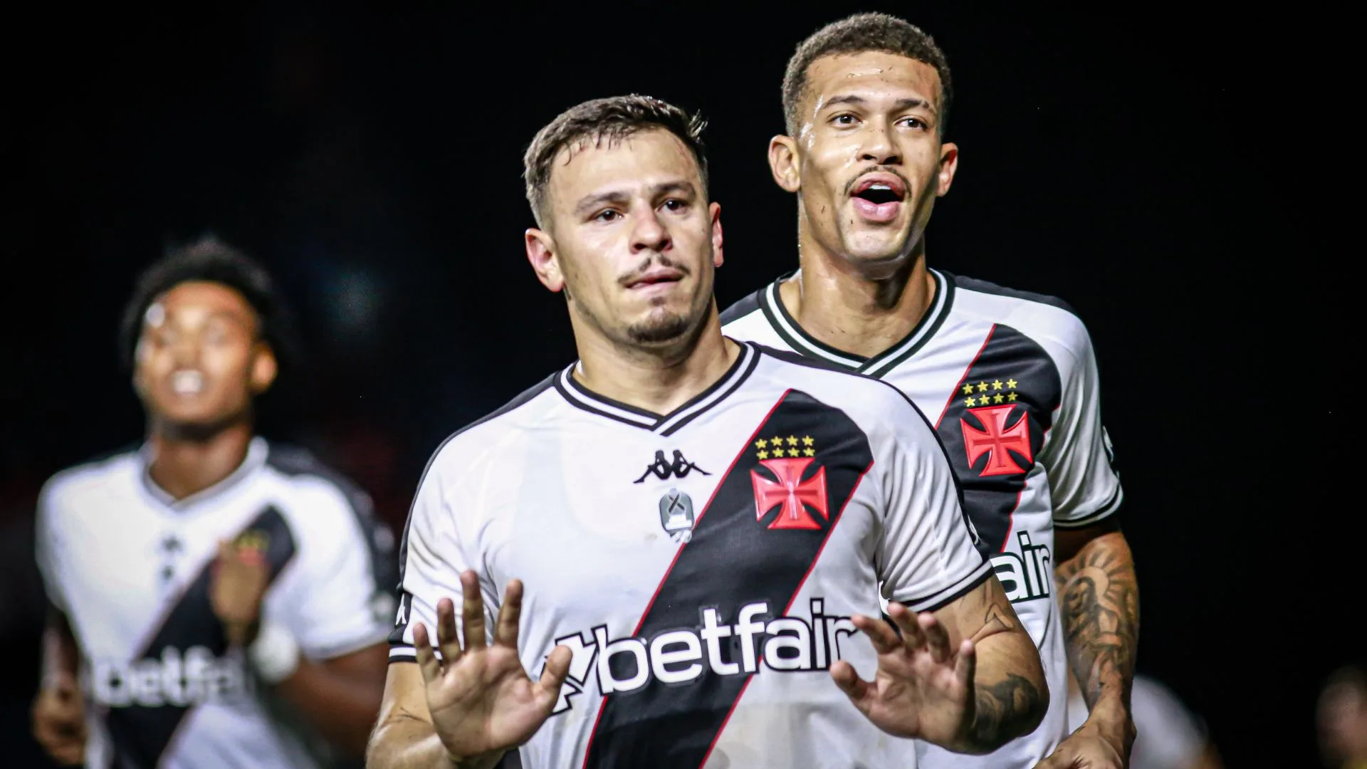 Vasco hoje: veja a provável escalação contra o Vitória no Brasileirão