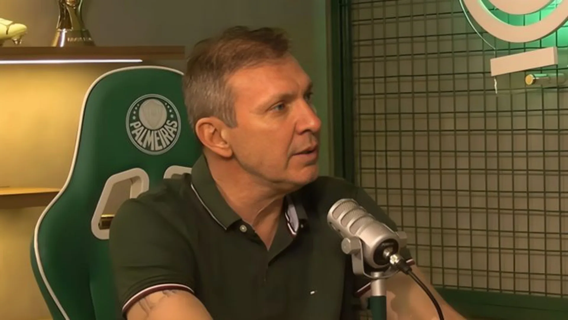 Velloso elege joia do Palmeiras como futuro melhor do mundo: “Pode ser”