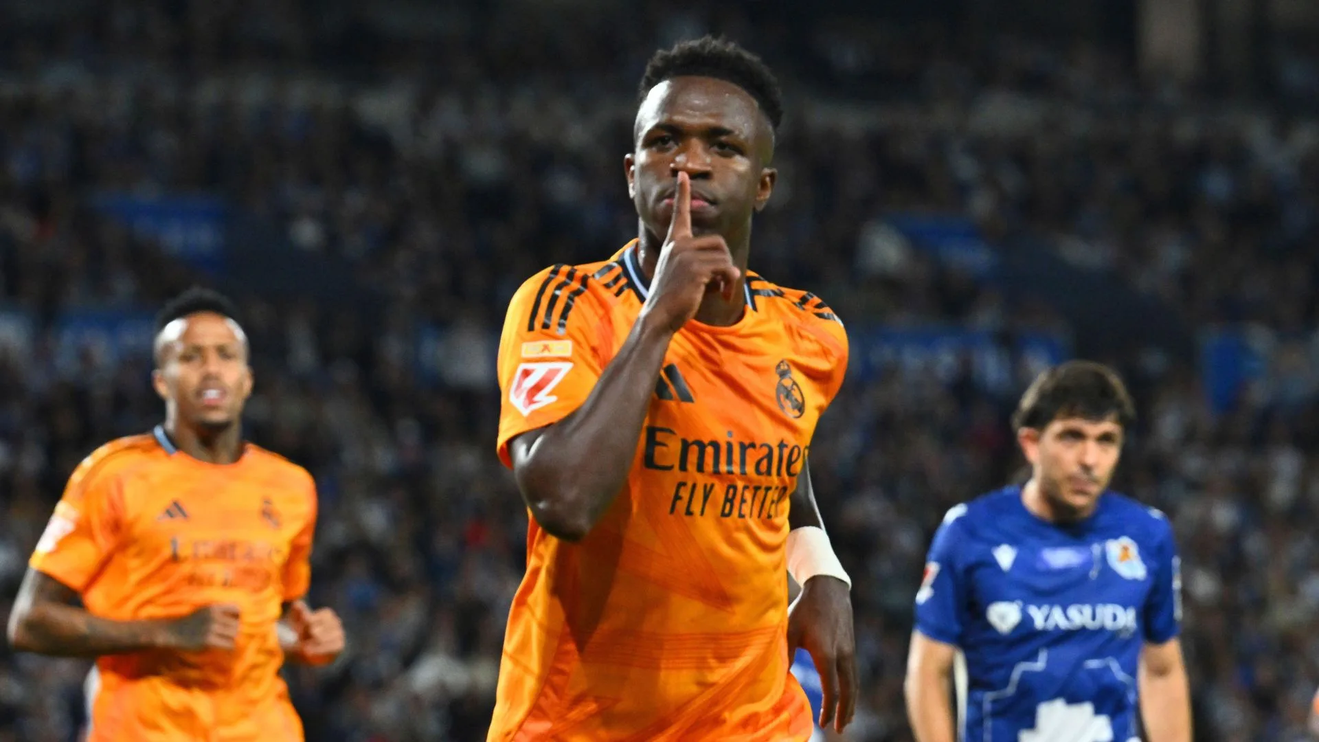 Ancelotti enxerga Vinícius Júnior como ganhador do Bola de Ouro: “Tem de levar o prêmio”