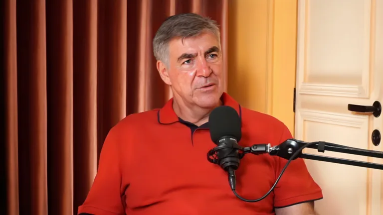 Zetti indica goleiro que tem saída de bola diferenciada no Brasil