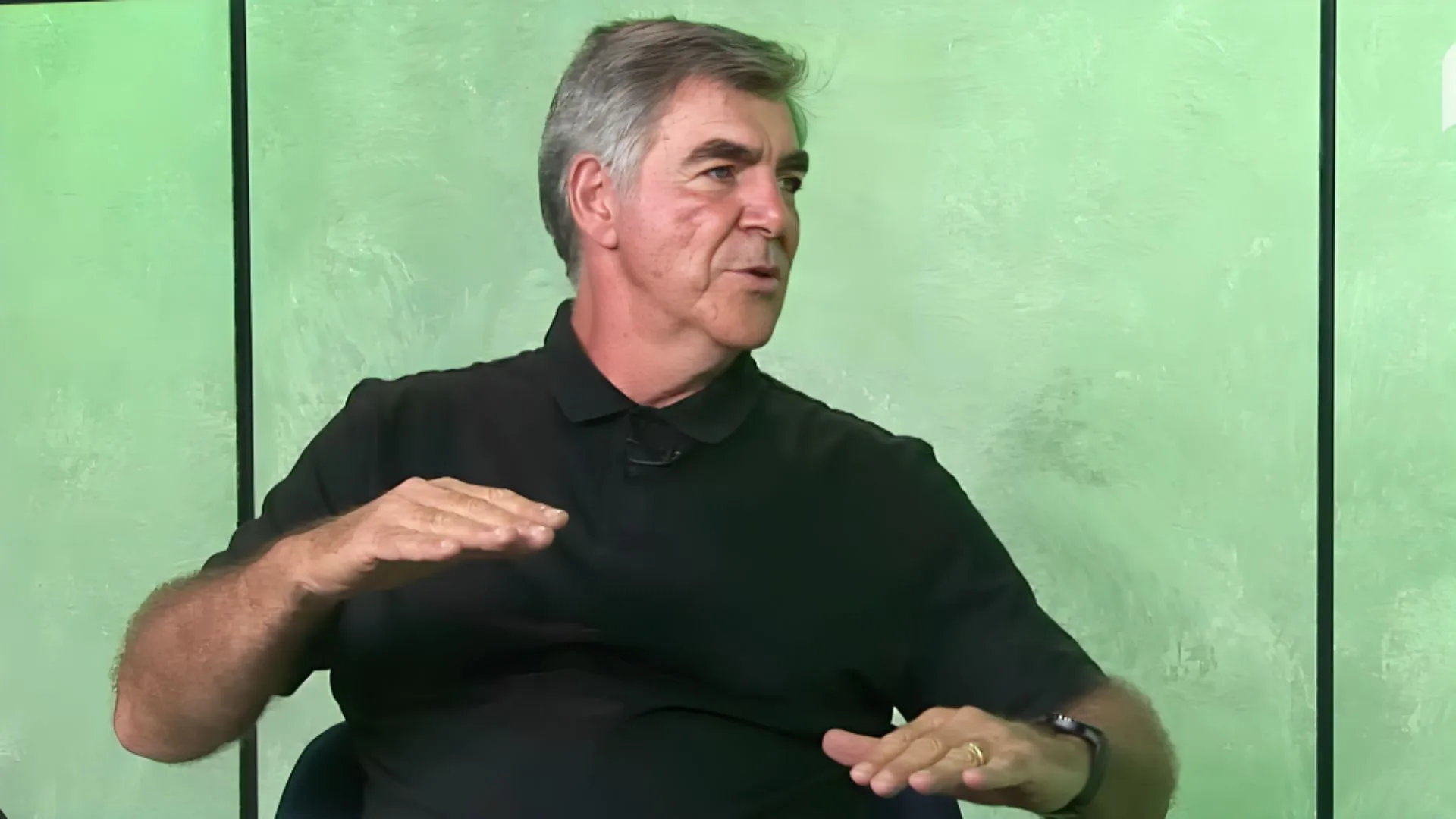 Zetti sinaliza técnico diferenciado na atualidade do Brasil: “Excelente”