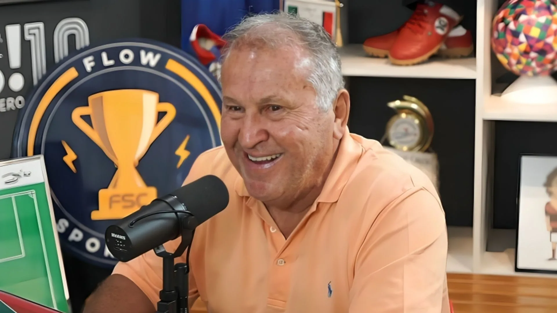 Zico é convicto ao apontar meia diferenciado do futebol brasileiro: “Visão incrível”