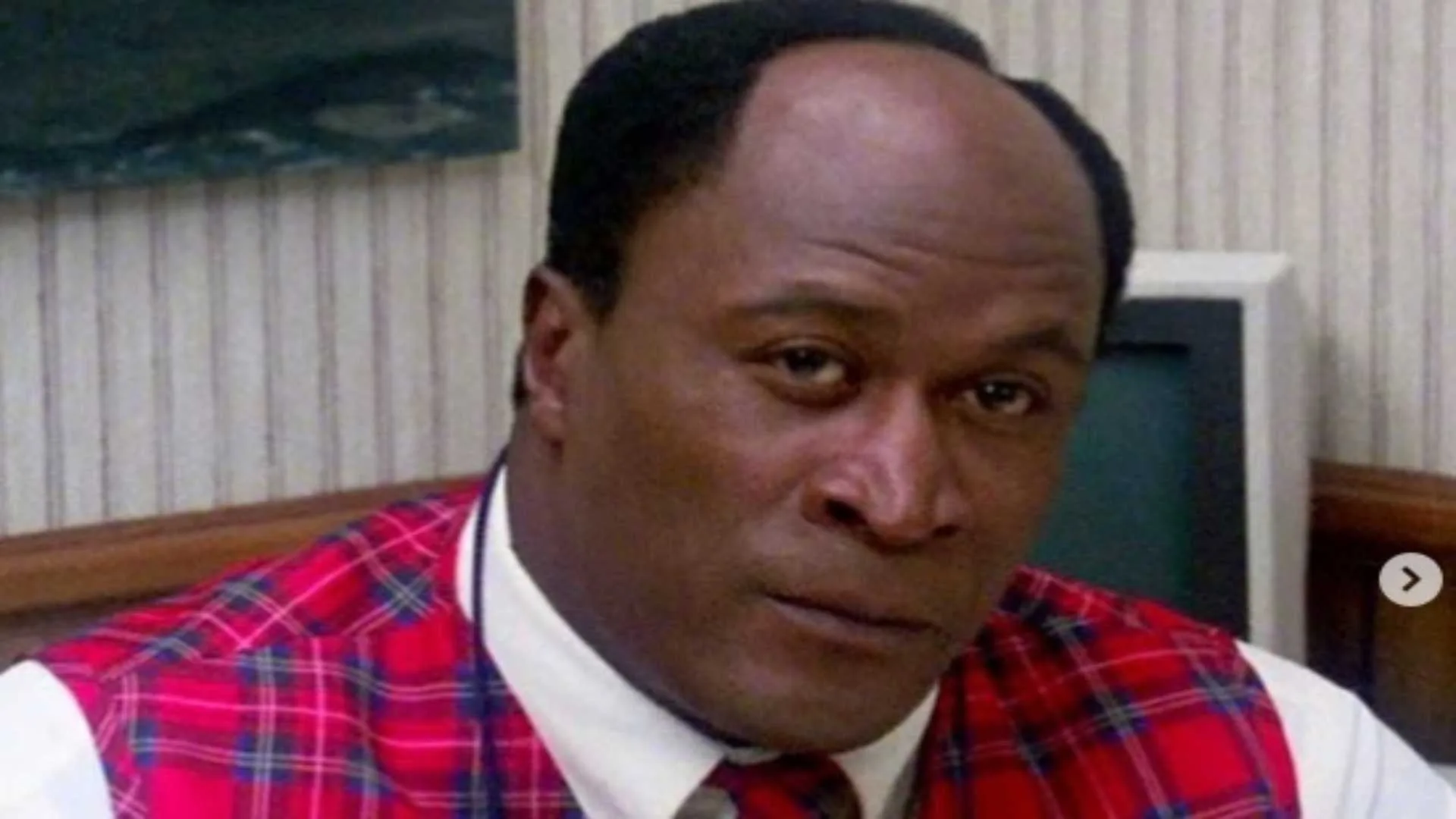 Ex-jogador de futebol americano e ator, John Amos morre aos 84 anos