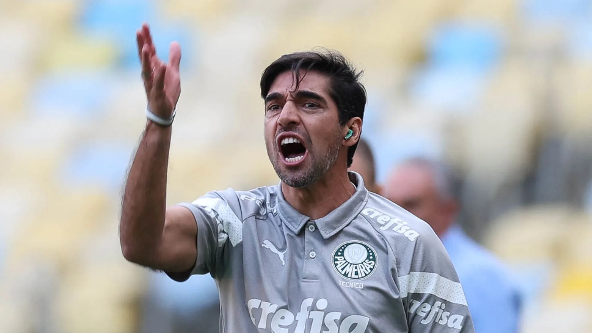 Flavio Prado “descarta” Abel Ferreira ao indicar técnico ideal para a seleção brasileira