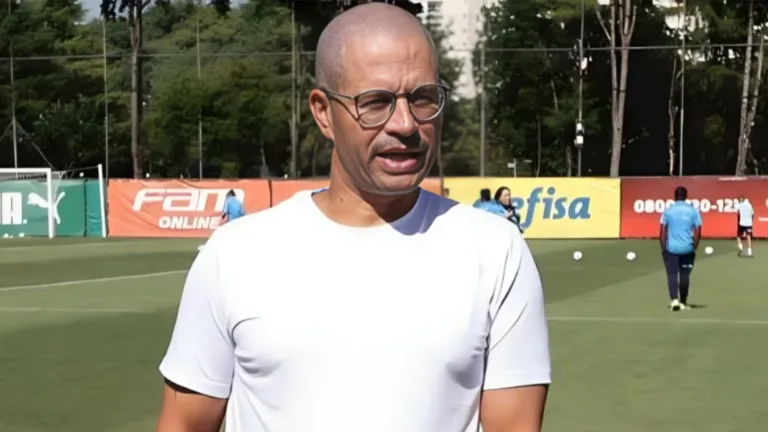 Alex, ex-Palmeiras, valoriza “goleador nato” do futebol brasileiro: “Super artilheiro”