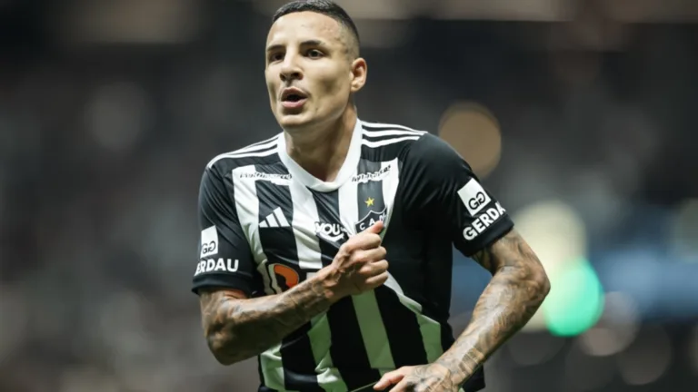 Arana, do Atlético-MG, elege o melhor lateral-esquerdo do mundo: “Gosto muito”