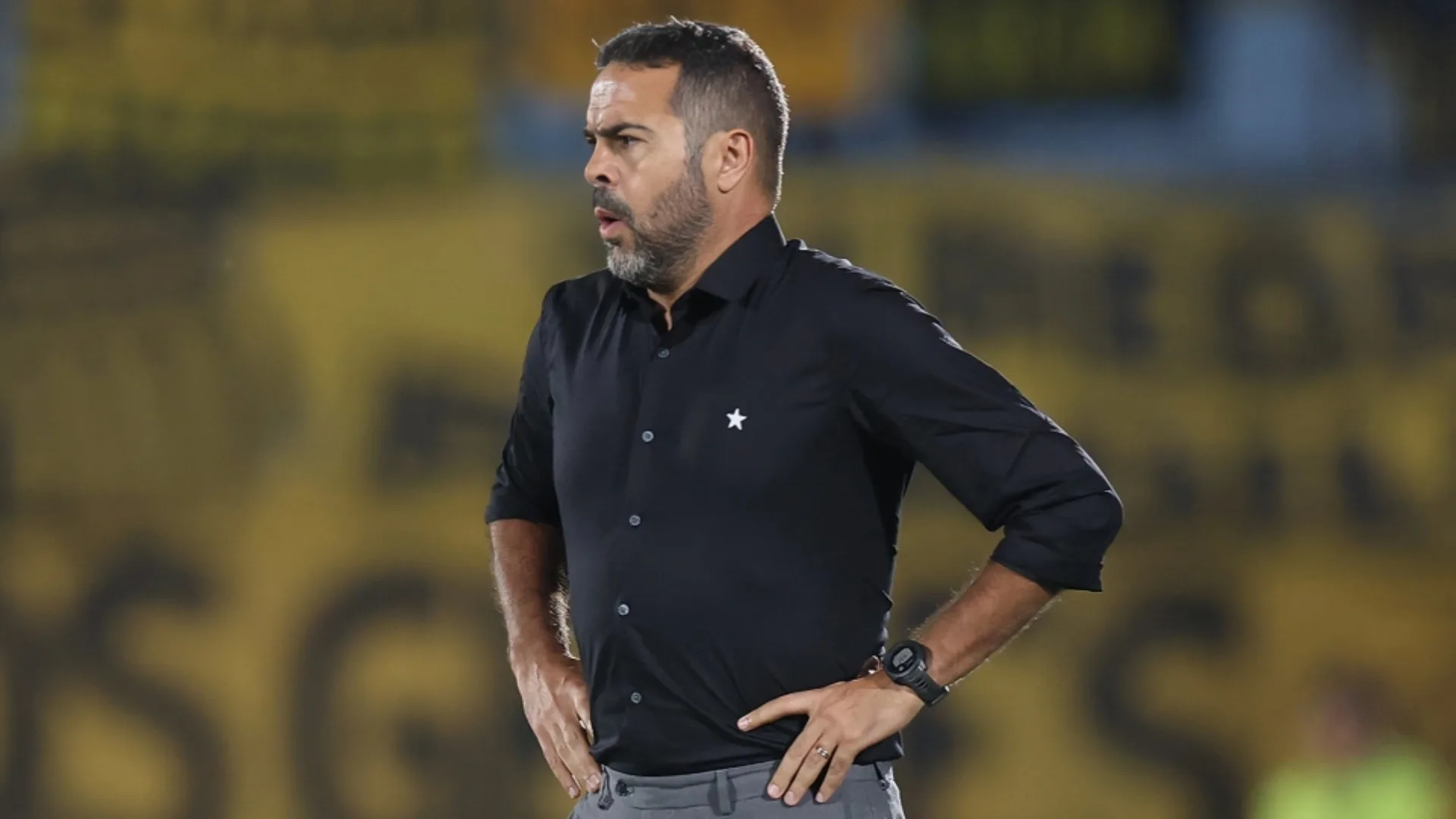 Artur Jorge, do Botafogo, deixa recado ao Atlético-MG para a final da Libertadores