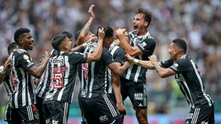 Tiago Leifert exalta diferencial do Atlético-MG em relação a outros times: “Um passo à frente”