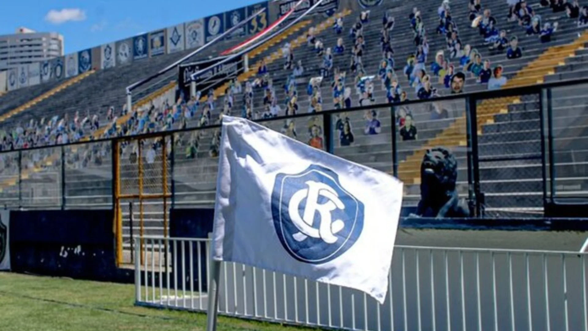 Jogador do Remo assassinado, Ricardinho é homenageado por ex-companheiros