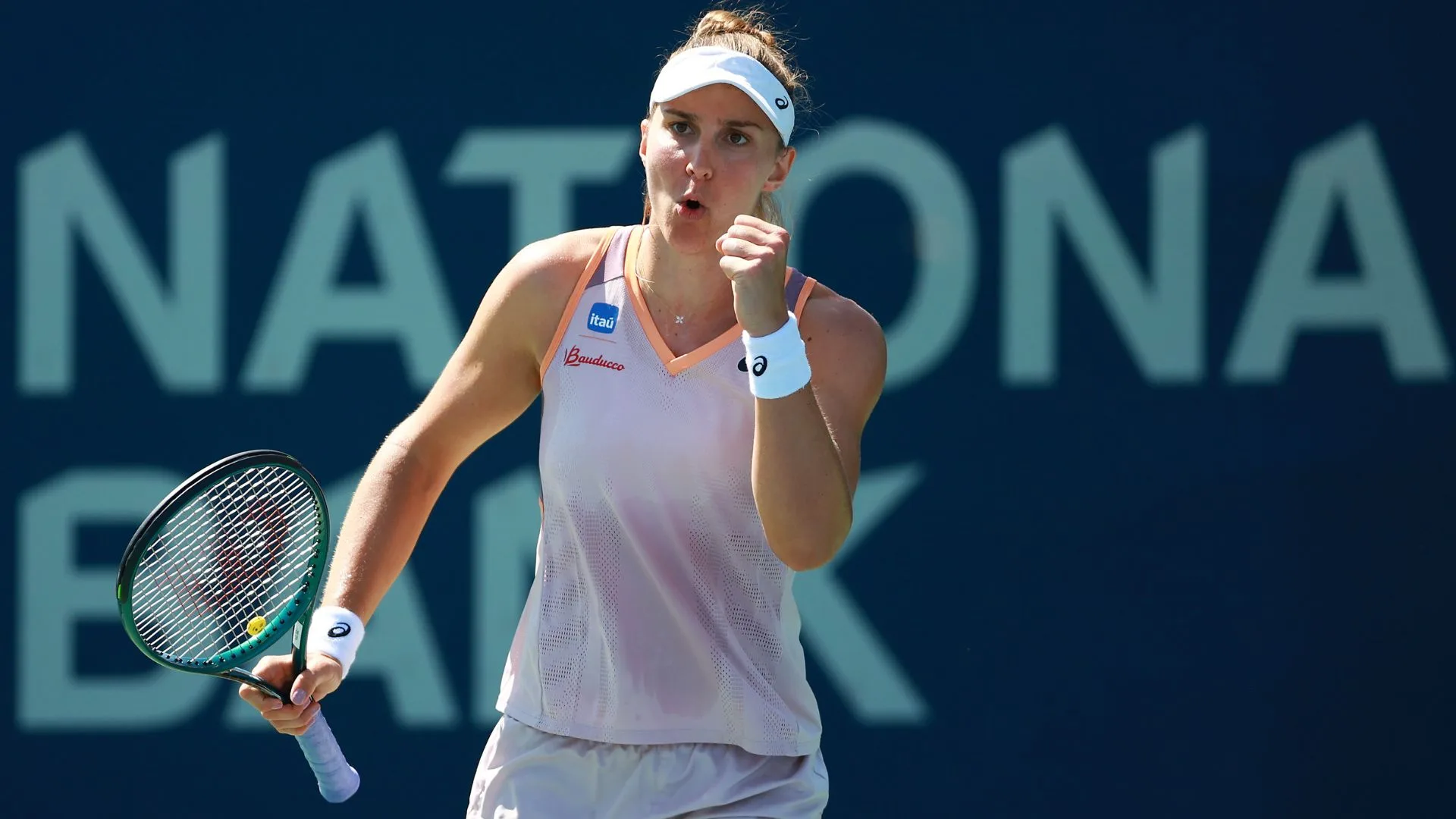 Bia Haddad tem volta ao top 10 confirmada pela WTA