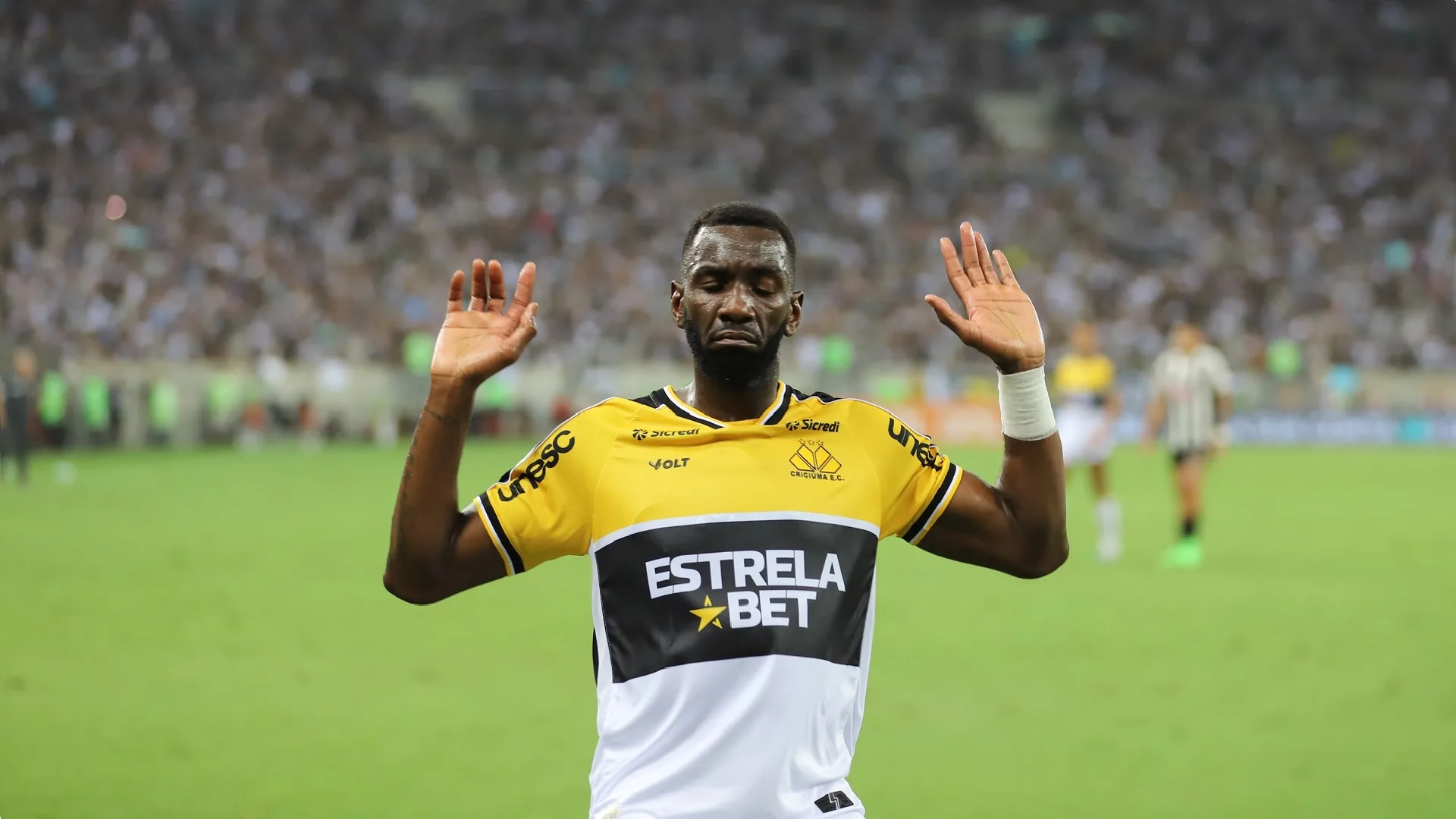 Bolasie elege zagueiro mais difícil de enfrentar no Brasileirão