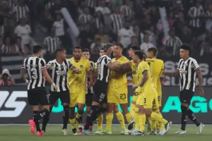Peñarol x Botafogo: reunião termina em impasse e Conmebol pode mudar local da semifinal da Libertadores