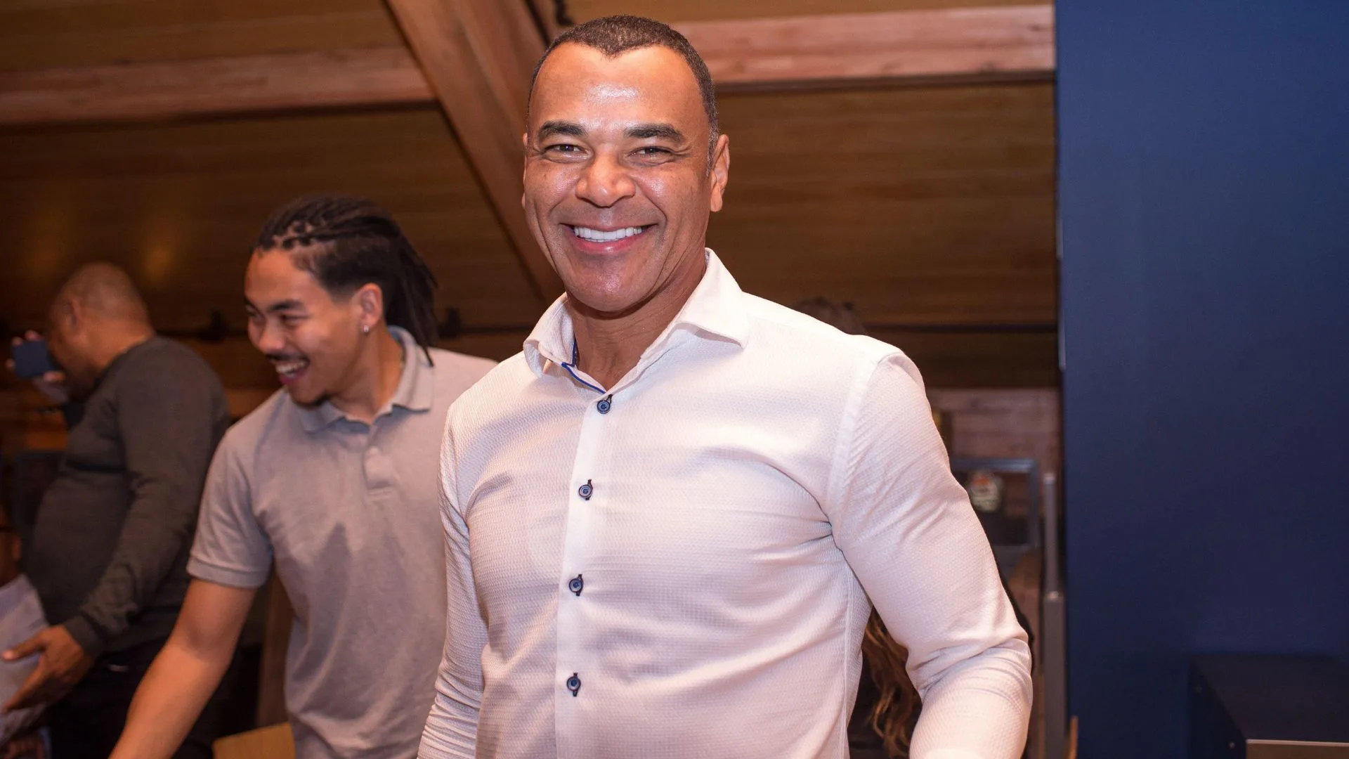 Cafu indica técnico diferenciado do futebol: “Ele impressionava”