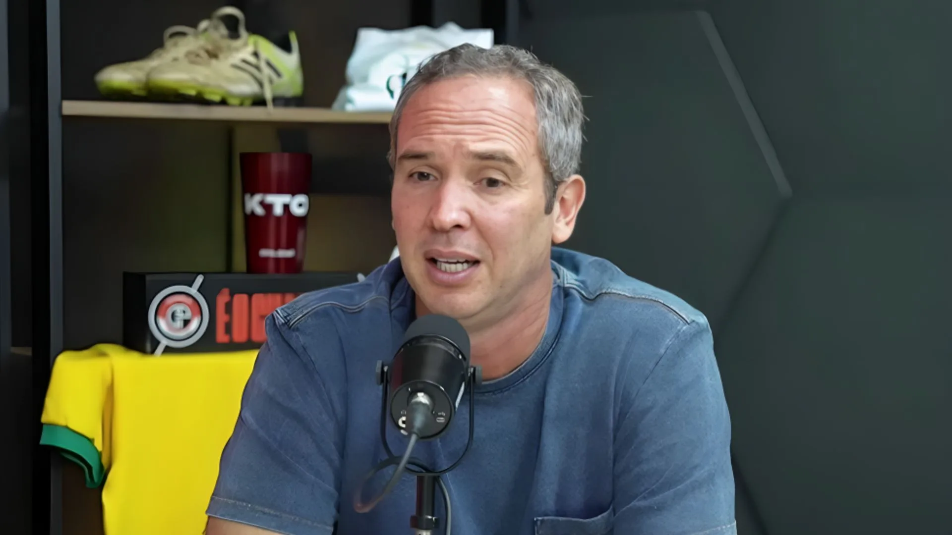 Caio Ribeiro elege melhor volante do futebol mundial hoje: “O maior”