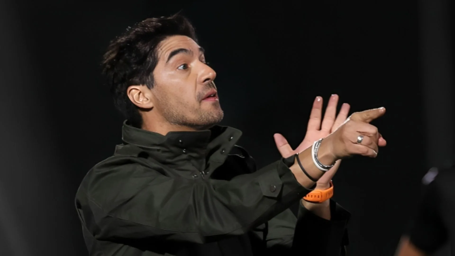 Caio Ribeiro indica erro de Abel Ferreira no Palmeiras: “Tem que ir”