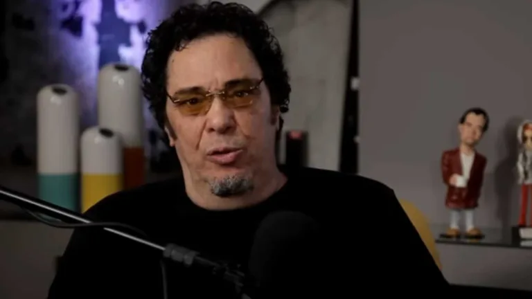 Casagrande aponta time espetacular no Brasil hoje: “Genial e intenso”