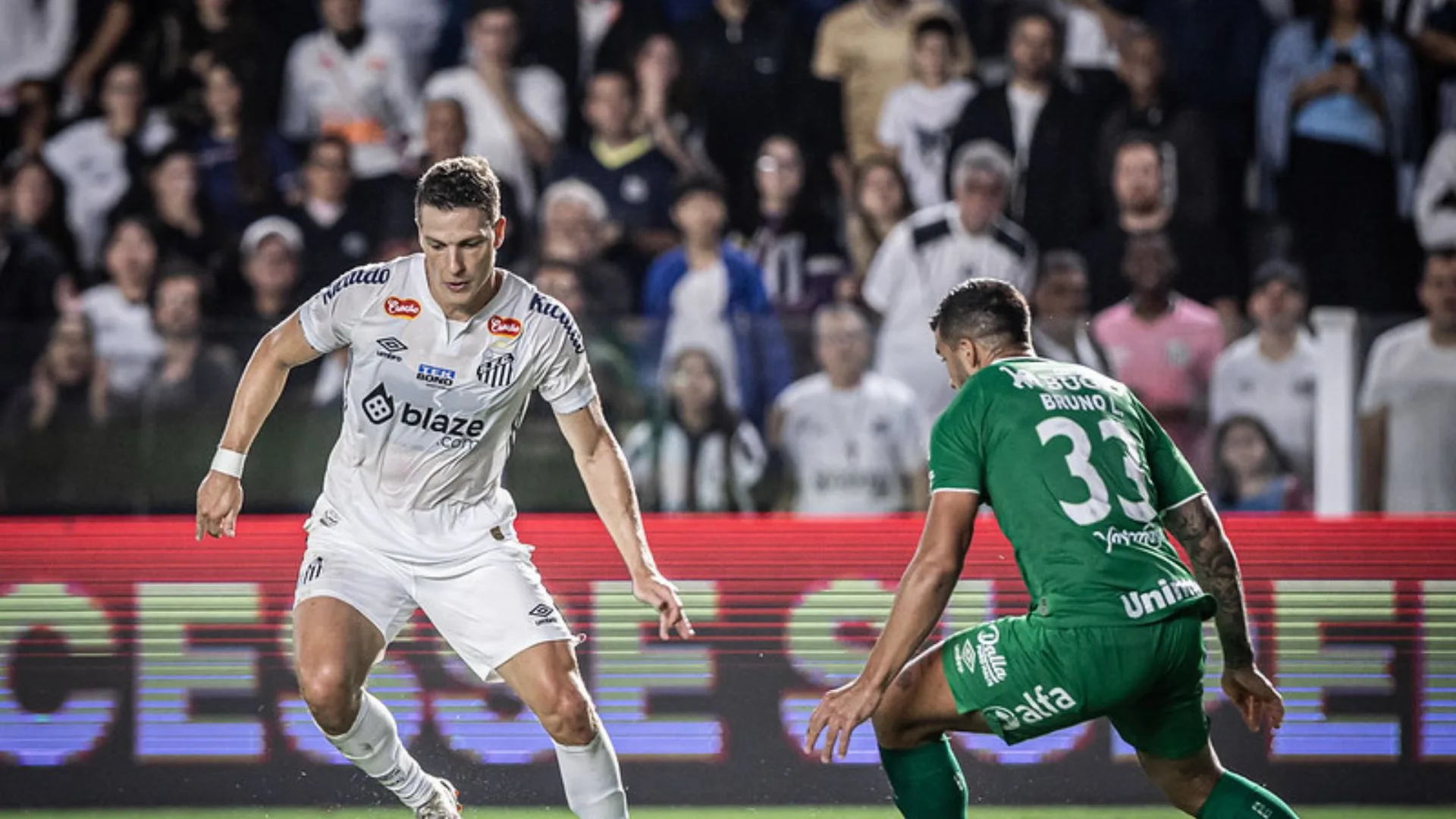 Chapecoense x Santos: onde assistir ao vivo o jogo da Série B