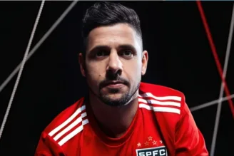 Cicinho, ex-jogador do São Paulo