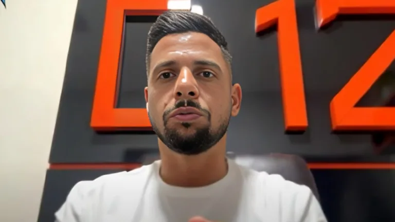 Cicinho antecipa possível fracasso de time no Brasil em 2025: “É um trauma”